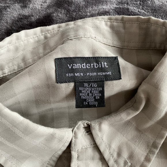 Oversized Tan Fannel - Picture 3 of 3